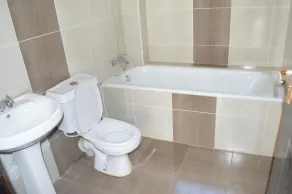 Lighthomez Westlands Pride - Bathroom