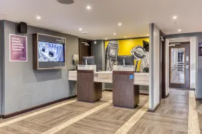 Premier Inn London Harrow - Reception