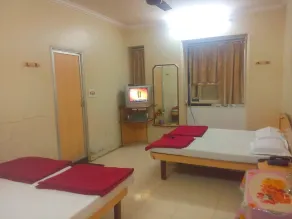Sangam Guest House - Room