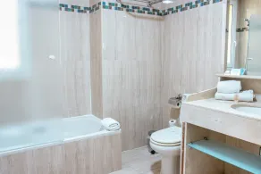 Hotel Reina Cristina - Badezimmer