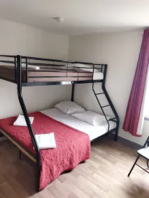 Fast hôtel Troyes - Værelse