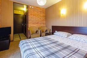 Mini-Hotel Gastsinny yard "La Menska" - Quarto