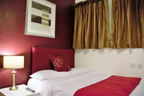 Crown Lodge Guest House - Room