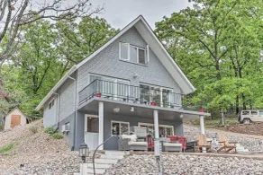 Secluded A-Frame Lakefront with Sun Deck and Sauna - Innvendig