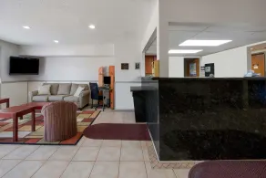 Super 8 by Wyndham College Station - Hall