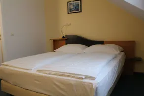 H+ Hotel Erfurt - Room