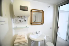 Domo Peonia Bianca - Bathroom