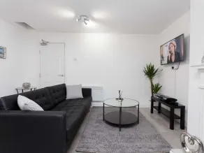 Live in Leeds Grange Apartments - Room