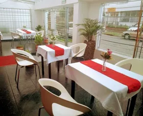 Hotel TuKasa Inn - Restaurant