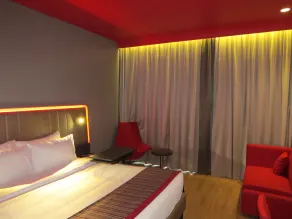 Park Inn By Radisson Gurgaon Bilaspur - Room