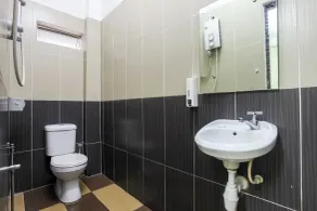 OYO 89549 Casavilla Hotel (city Centre) Taiping - Salle de bain