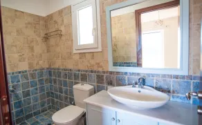 Agios Nikitas View - Bathroom