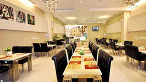 Sunflower Luxury Hotel - Restaurant