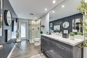Upscale Naples Outdoor Getaway ~ 4 Miles to Beach - Badezimmer