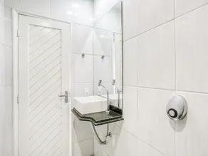 Nob's Hotel - São João de Meriti - Bathroom