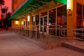Courtyard by Marriott DeLand Historic Downtown - Restaurant