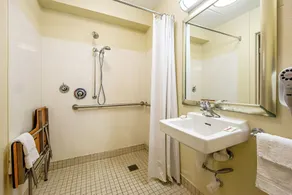Red Roof Inn Charleston - Kanawha City, WV - Bagno