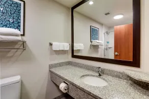 Drury Inn & Suites Dayton North - Salle de bain