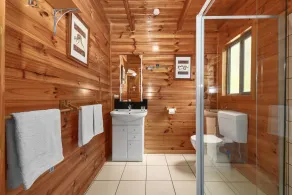Lumera Eco Chalets - Badezimmer