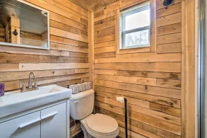 'Take 5' Retreat w/ Hot Tub: Relax, Rest, Refresh! - Intérieur