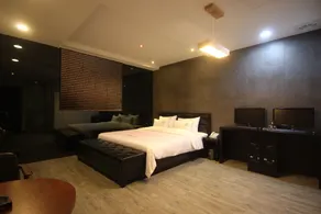 H Moment Hotel in Yangsan - Værelse
