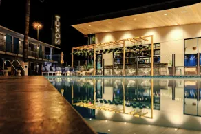 voco The Tuxon by IHG - Piscine