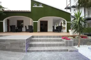 Emerald Sun Hotel - Restaurant