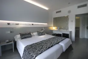 BG Pamplona - Chambre