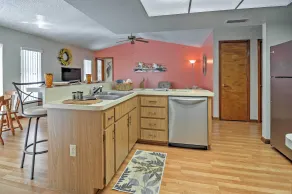 Lanai w/ Heated Pool: Pristine Spring Hill House - Innenbereich