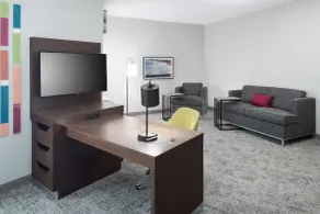 Hampton Inn & Suites Cape Canaveral Cruise Port - Chambre