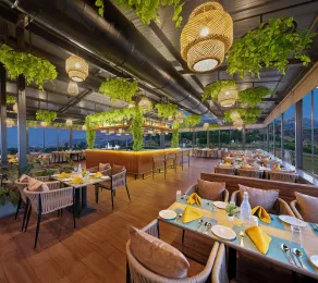 Breeze By Patron Hotels - Restaurant