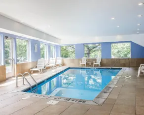Comfort Inn Wethersfield - Hartford - Pool