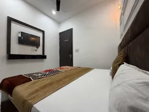 Hotel Ravintam - Chambre