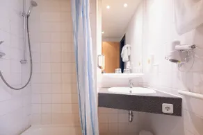 Garner Hotel Cottbus Süd by IHG - Casa de banho
