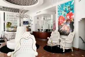 Posh South Beach - Hall