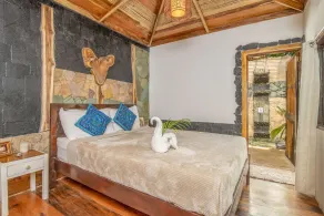 Ocho Artisan Bungalows - Room