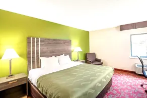 Norwood Inn & Suites Milwaukee - Chambre
