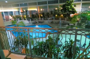 Oasis Hotel and Conv Center, an Ascend Collection Hotel - Vue de la chambre