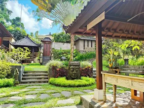 Villa Nirvana - Reception