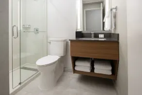 Fairfield by Marriott Issaquah - Banheiro