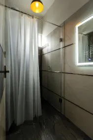 BHARATH PODS - Bathroom