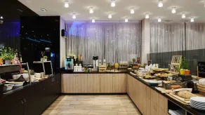 Park Inn by Radisson Liege Airport - Restaurant