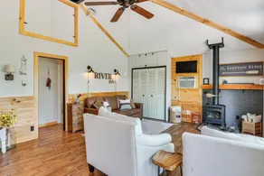 Fishing & Boating Paradise: St Lawrence River Home - Innenbereich