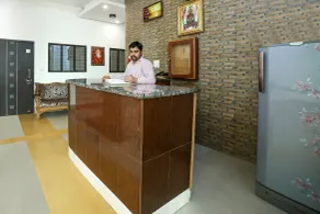 OYO 37914 Hotel Kalindi - Receção