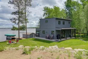 Lakefront Northwoods Cabin w/ Shared Dock & Views! - Interior