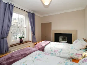 Church Cottage - Room