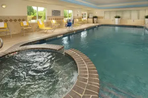 Fairfield Inn & Suites by Marriott Marshall - Piscine