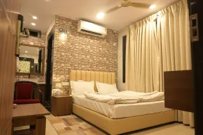 Hotel SLR Grand Haven - Room