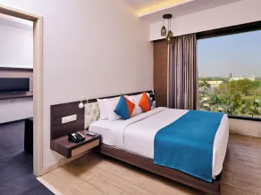 Pride Biznotel Manjusar Vadodara Near Sokhda Lake - View from room