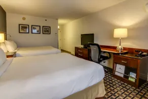 La Saguenéenne - Hôtel et Centre de Congrès - Chambre